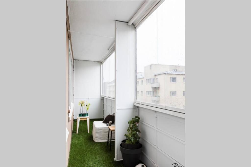 Scandinavian 2-rooms Perfect Town Location Apartment